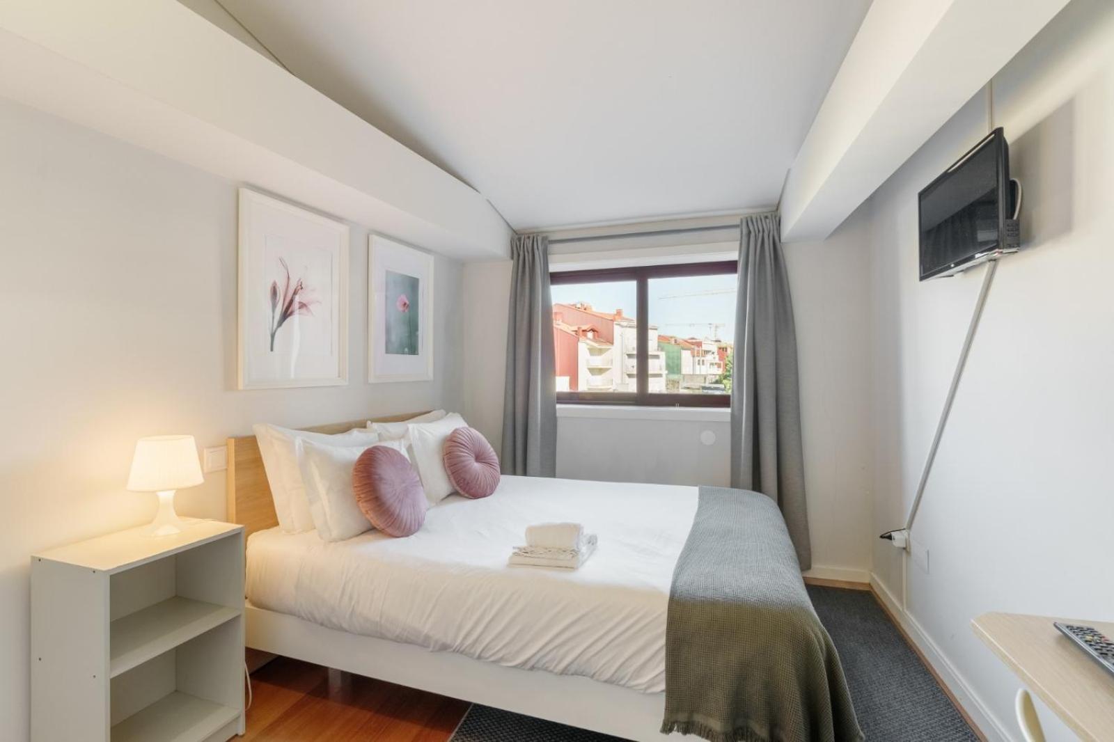 Bellu Studios & Suites Braga Esterno foto