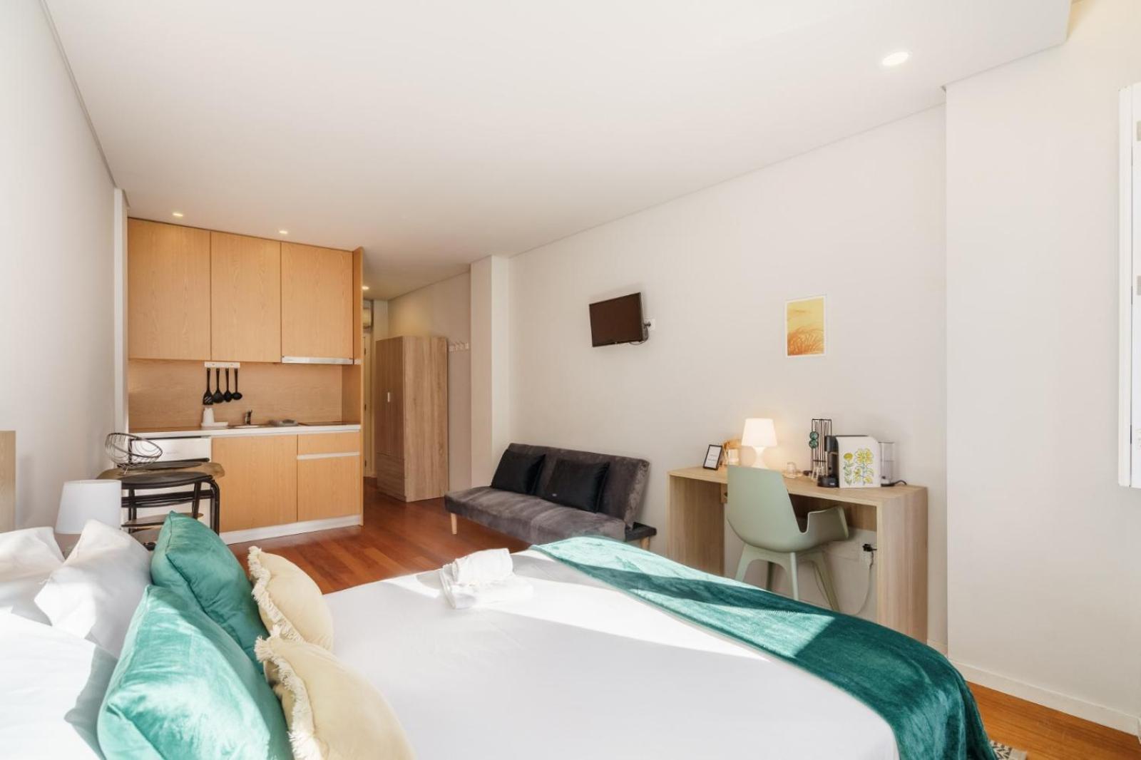 Bellu Studios & Suites Braga Esterno foto